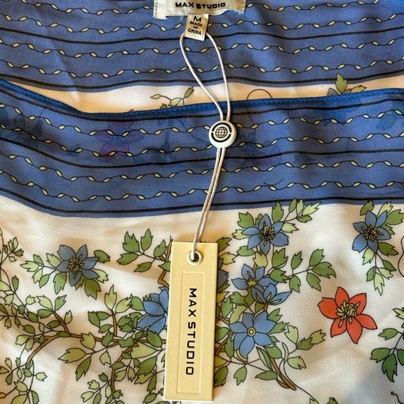 Max Studio printed scarf top - Picture 3 of 3